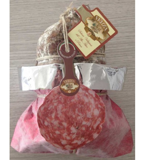 Sopressa Valligiana Family 1,0 Kg. vacuum packed in a red-gray bag